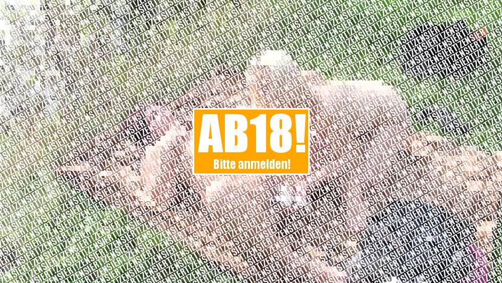 Riesenvibrator am Badeseee