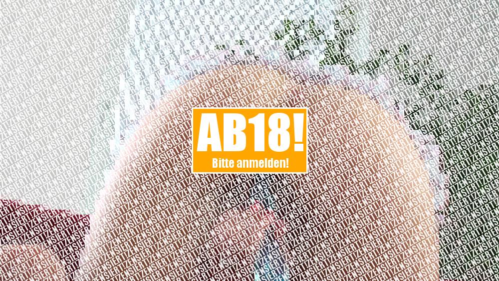 Frisch rasiert .Teenyfotze gibt alles :)