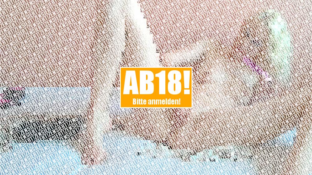 Blonde Stripmaus spielt mit dir