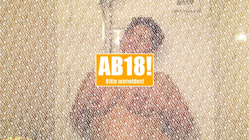 In Klamotten unter der DUSCHE