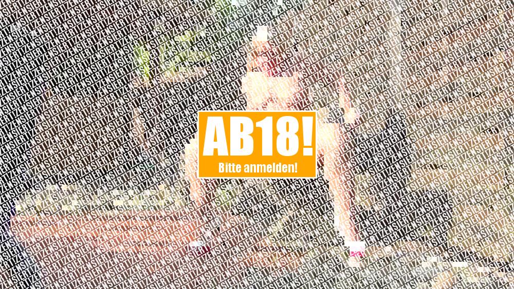 Outdoor-Naked-Pinkelpause!