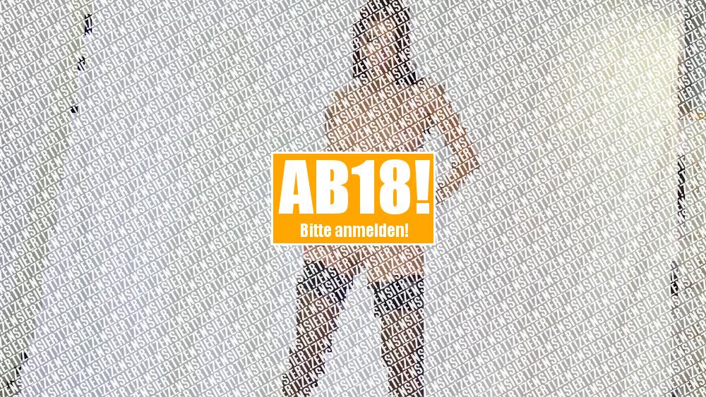 Ich von hinten mit Sicht auf meinen Po