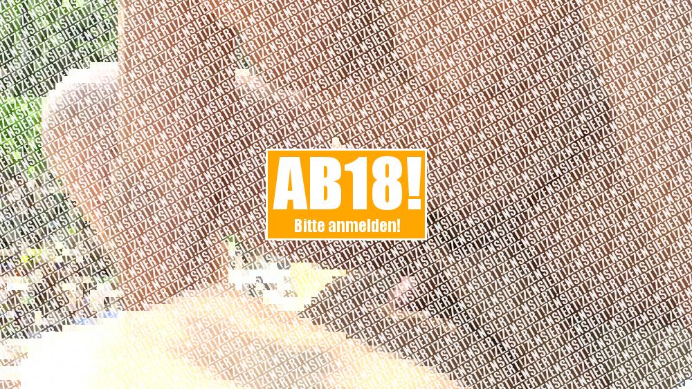 Bi- Schwanz geteilt und Anal gefickt