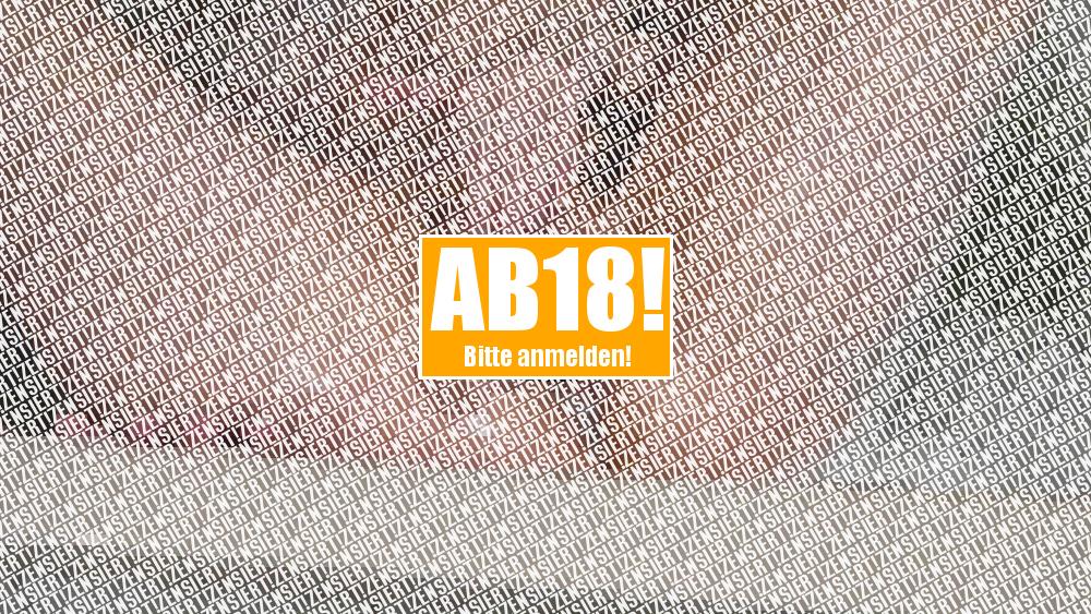 Geil im Schaumbad mit meinem Glasdildo