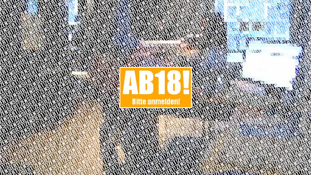Im Büro geil gefickt (Public)