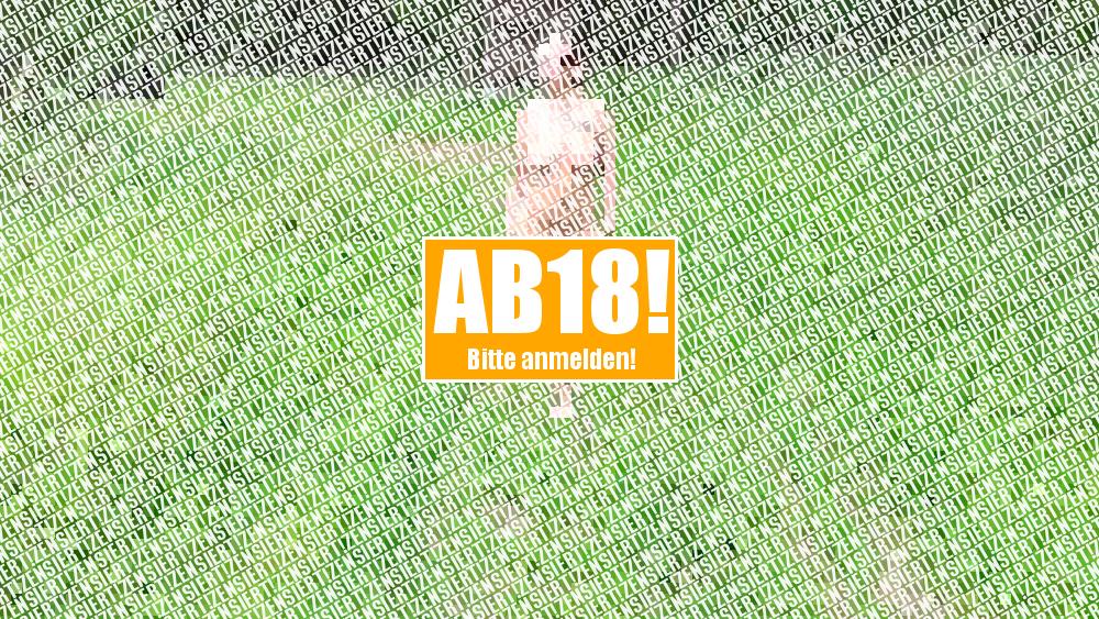 Nackt im Wald unterwegs