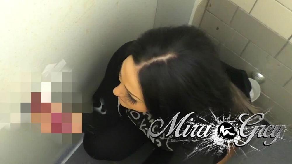 First Glory Hole – Schlammschieben im Fickmaul!