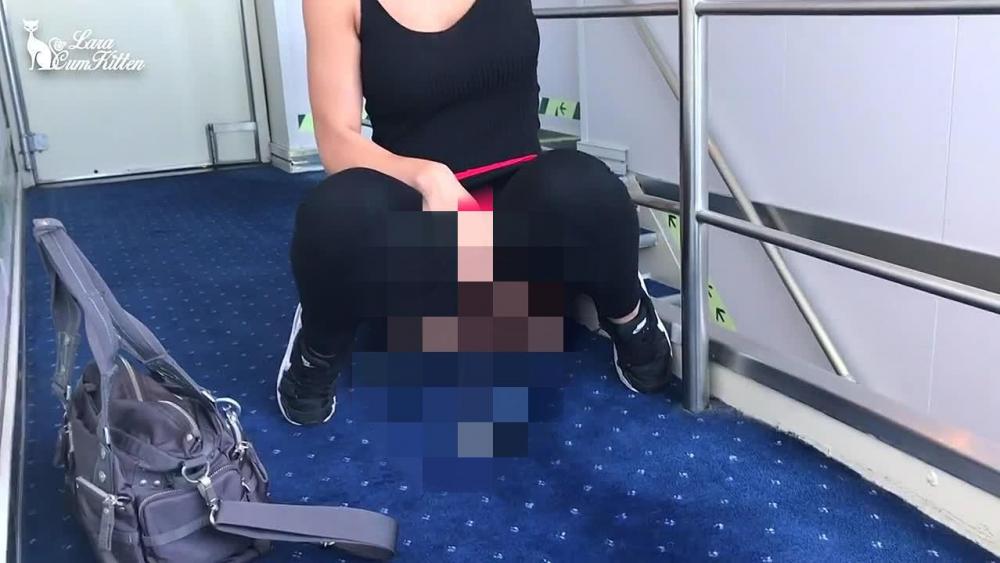 Dreiste PISS Überfahrt | Teppichboden auf der Urlaubsfähre durchnässt
