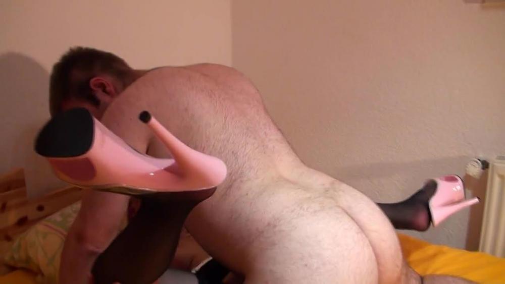 User besorgt es meiner Fickfotze wild und heftig
