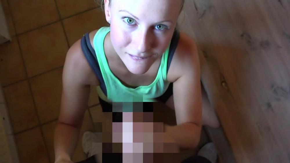 Public Fick in der Sauna