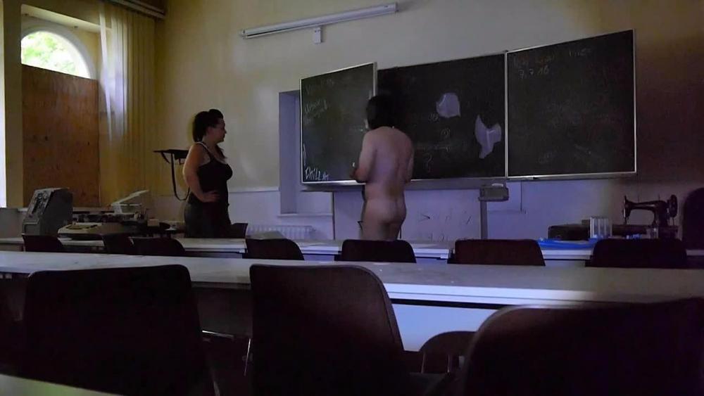 DAS KLASSENZIMMER – Wer diszipliniert hier wen