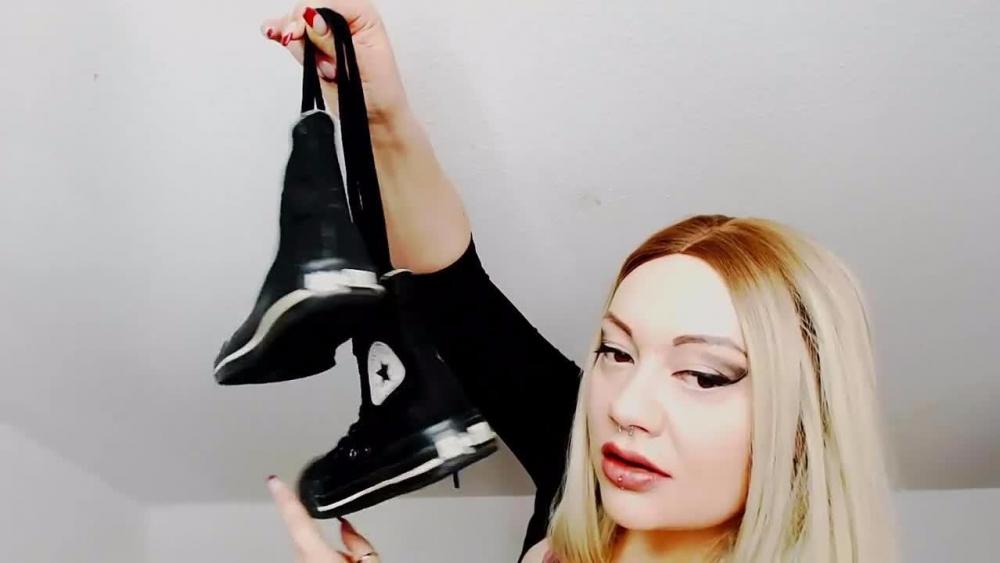 Brainfuck – Verehre meine Schuhe