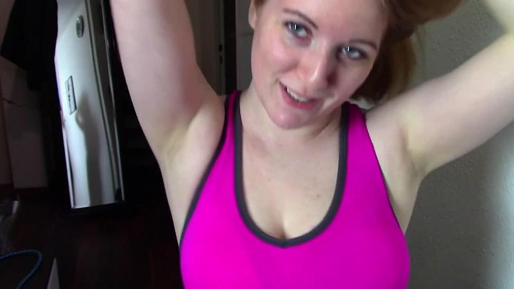 JoggingGirl gibt Kopfkino Fick