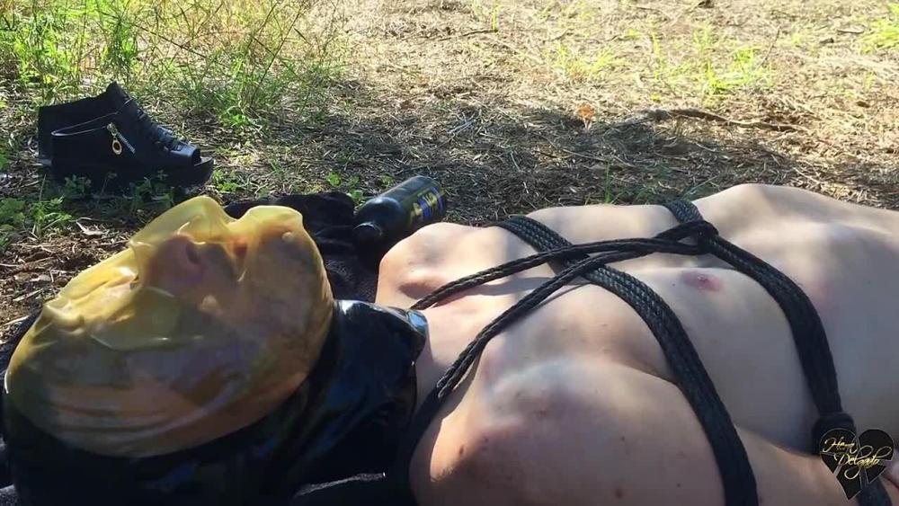 Latex Mask Bondage-Breath control (Teil 2 von 4)