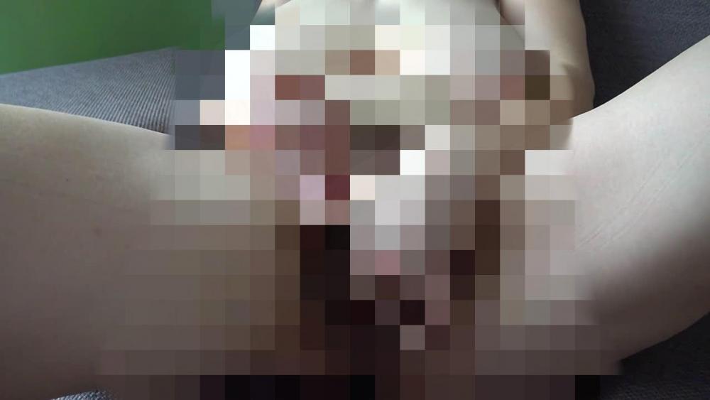 Behaarte Muschi fingern
