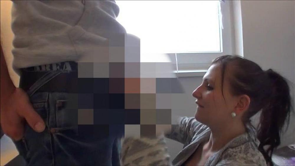 Blowjob im Gäste Bad