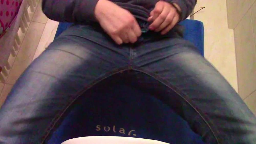 Ich lass meine Fotze in dein Maul laufen