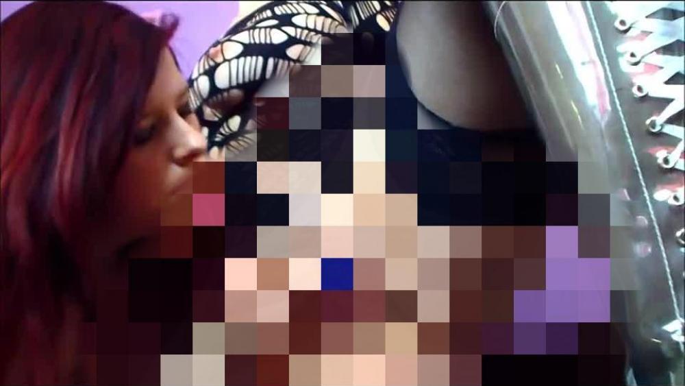 Zwei Notgeile Dildo Votzen…(uncut)