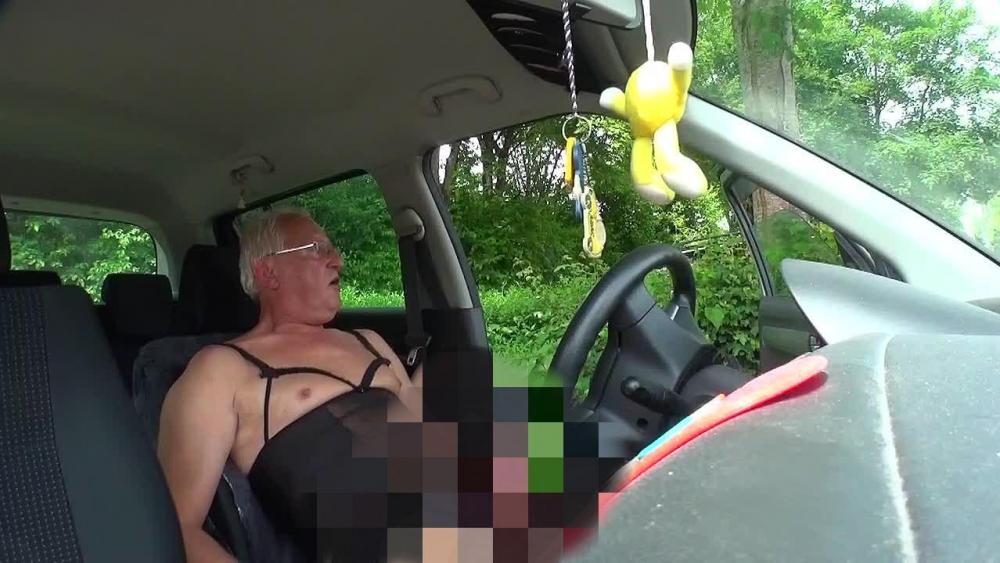 31,05.2015 Auf dem Parkplaty