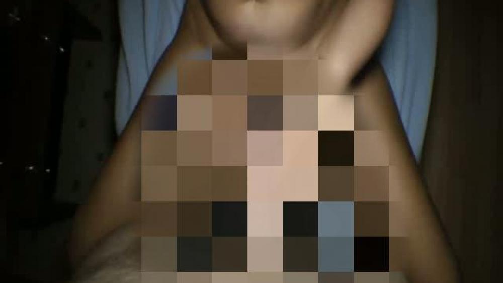 Haarige Fotze mit Creampie