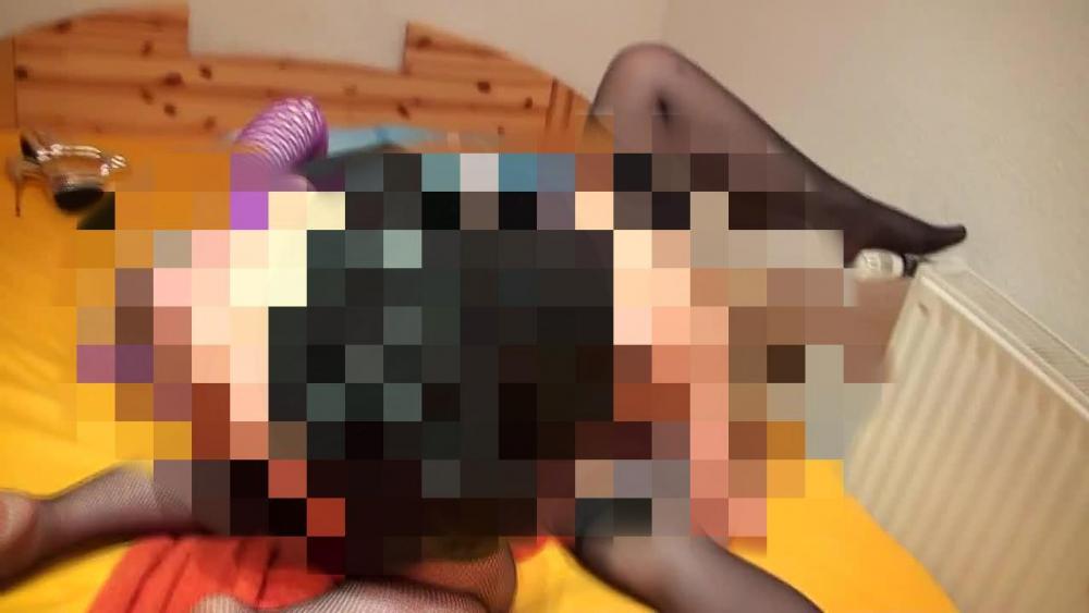 Meine geile Bi Freundin besucht mich