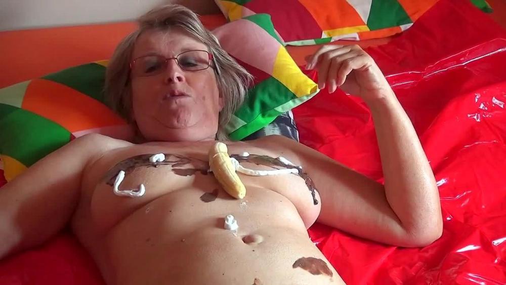 Bananasplit auf den Titten