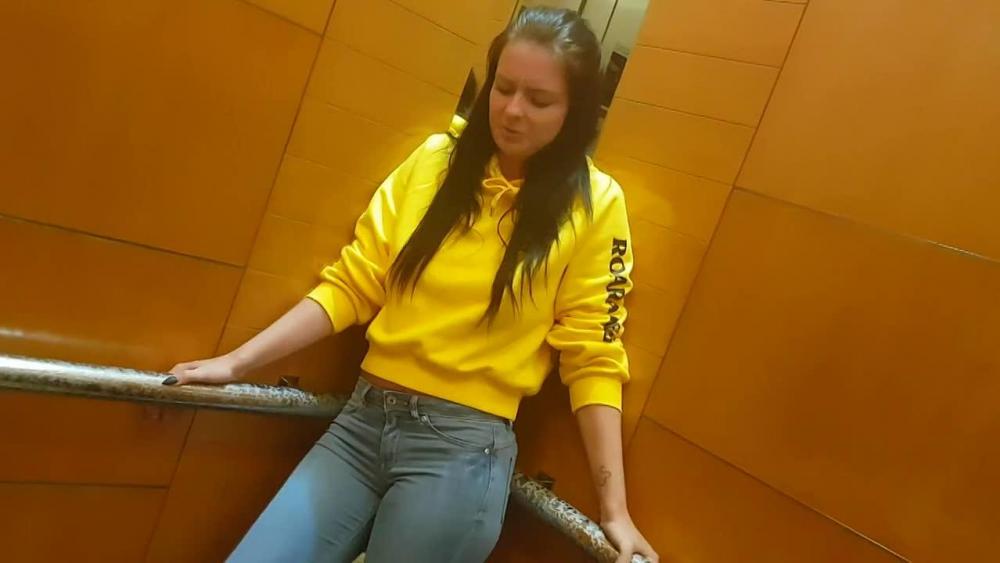 6 Minuten EXTREM geiles TALENT, für n Kaffee
