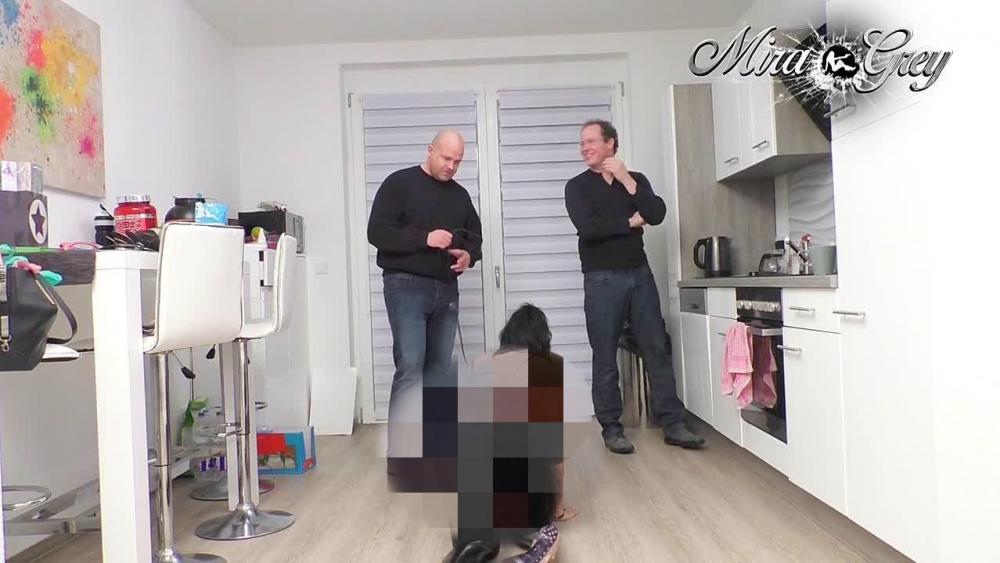 Wetlook Hündchen am Limit – derbe benutzt !!