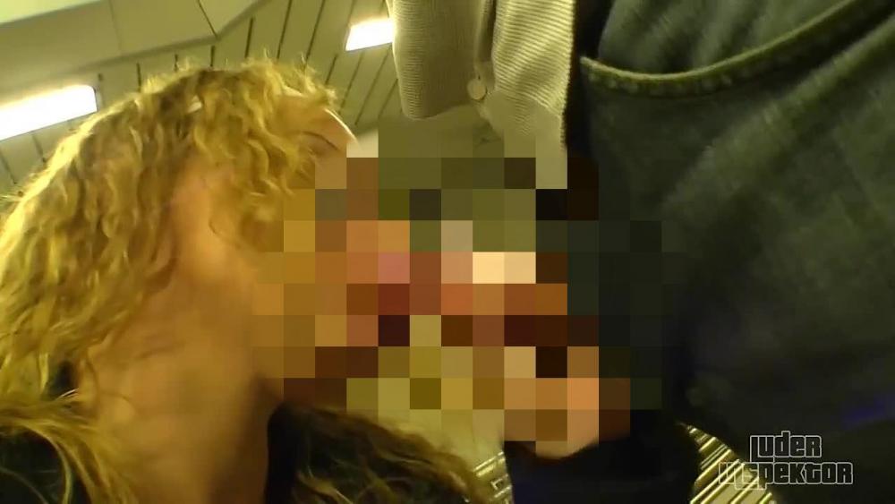 mitten in der U-Bahn geblasen