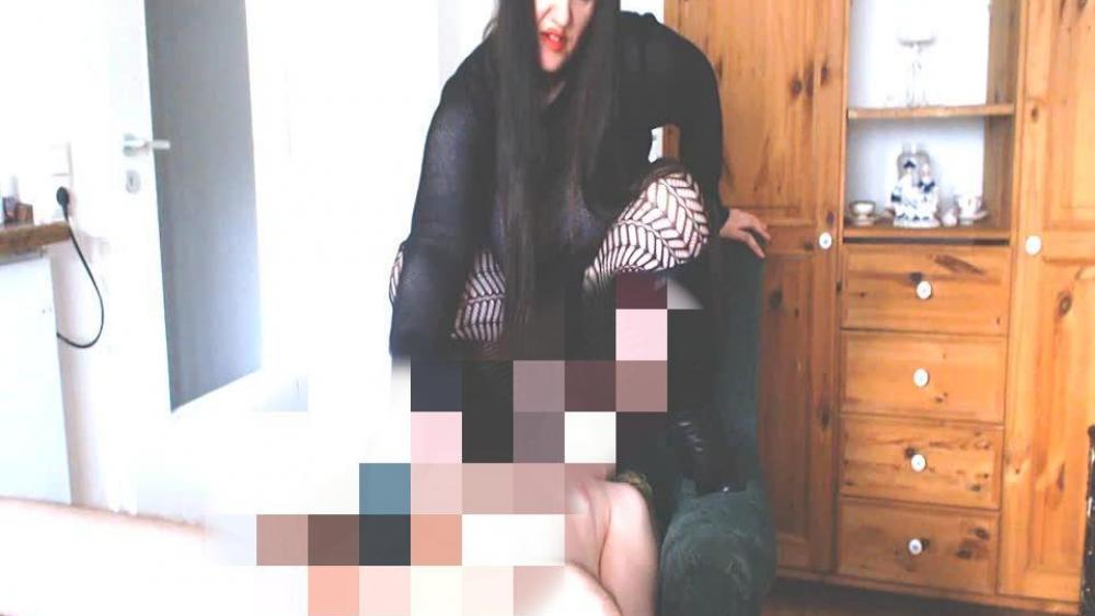 Abswing du Sau Facesitting.