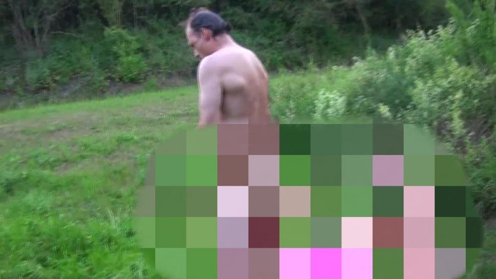 HAMMER GEIL Fuchsschwanz steckt im Arschloch