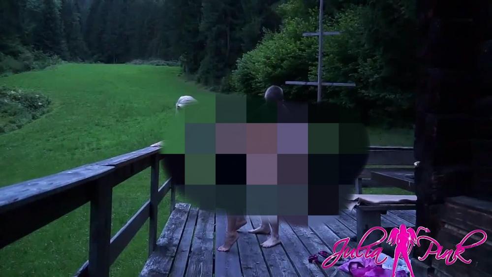 Jungschwanz outdoor AO gefickt