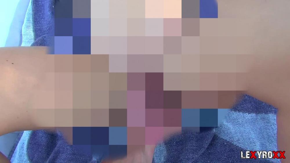 Bis Anschlag in die Fotze !