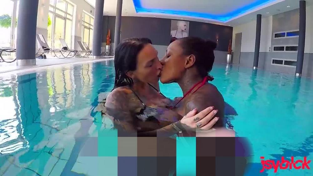 Geile Spannerei im Öffentlichen Schwimmbad