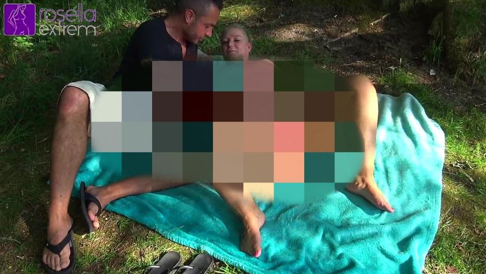 ung-Schwanz fickte mich öffentlich am Badesee! Teil 1