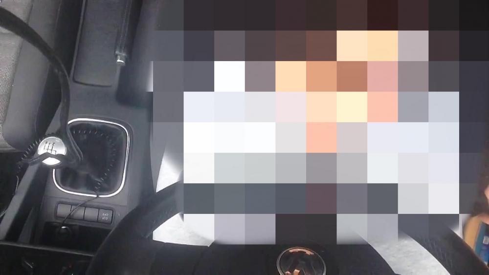 wichsen im Auto