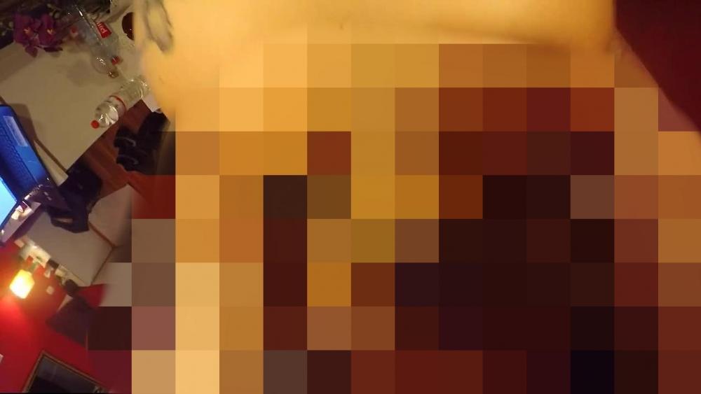 Aufdem Günnstuhl werde ich geleckt und gefickt Teil 2