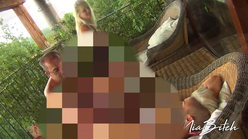 Perverser Masseur von Kundinnen Entsaftet!