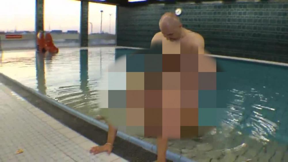 Skandal – Ficken im Schwimmbecken