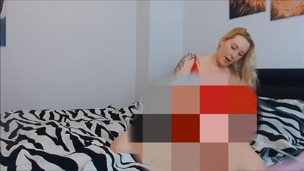 Heißer Orgasmus in Rot