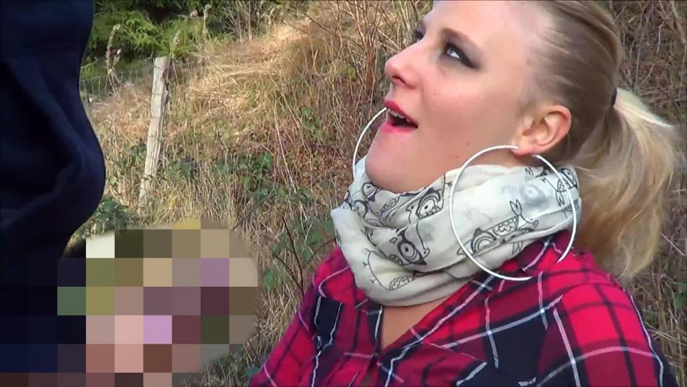 Outdoor erkannt – spontaner Facial Blowjob