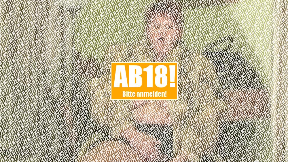Public – Ich masturbiere im Pelzmantel