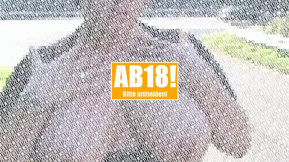 Emily-Lu zeigt Ihre Titten an der A5