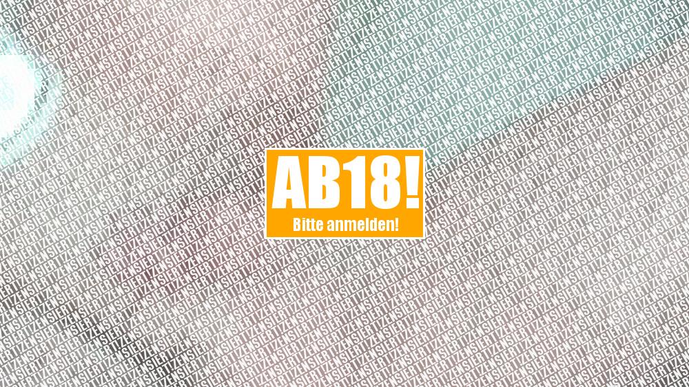 Die Geile Feinstrumpfhose in der Badewanne