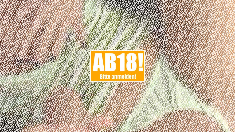 Blonde Schlampe wichst meinen Schwanz und sich selbst!! POV