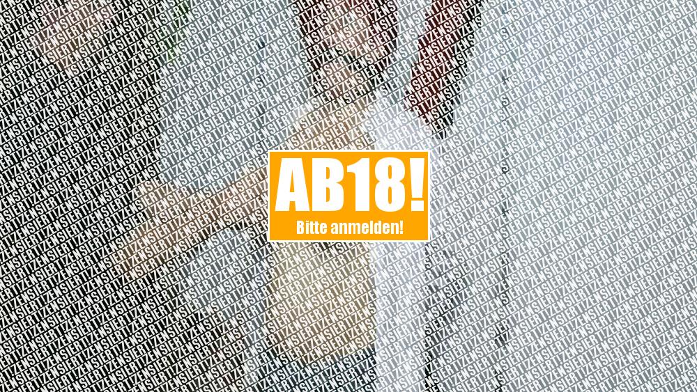 Abgebundene pralle Titten gespankt