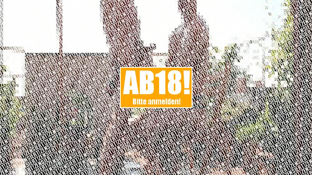 Auf Balkon in Mund, Gesicht und Body pissen lassen!