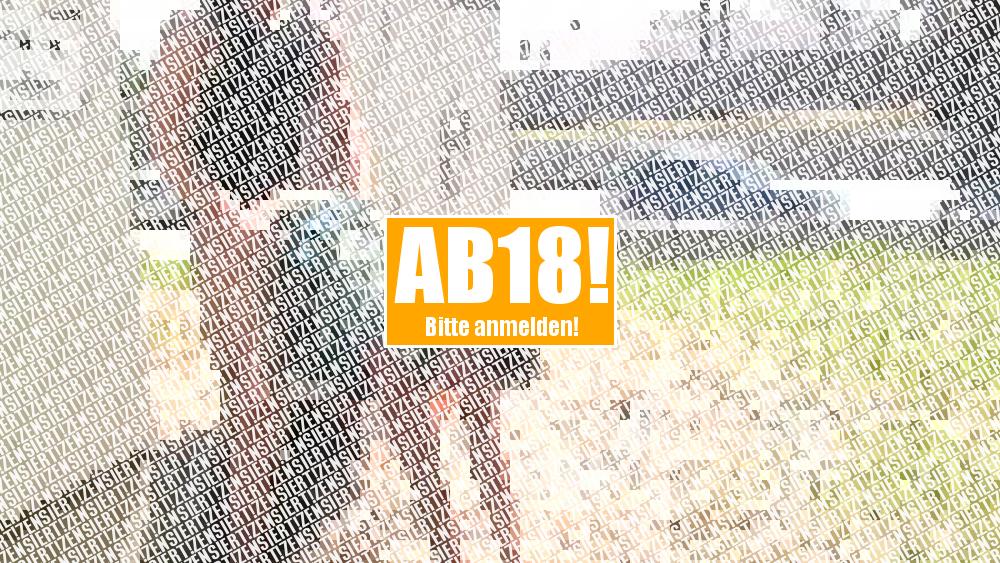 PUBLIC: Quickie an der Autobahn